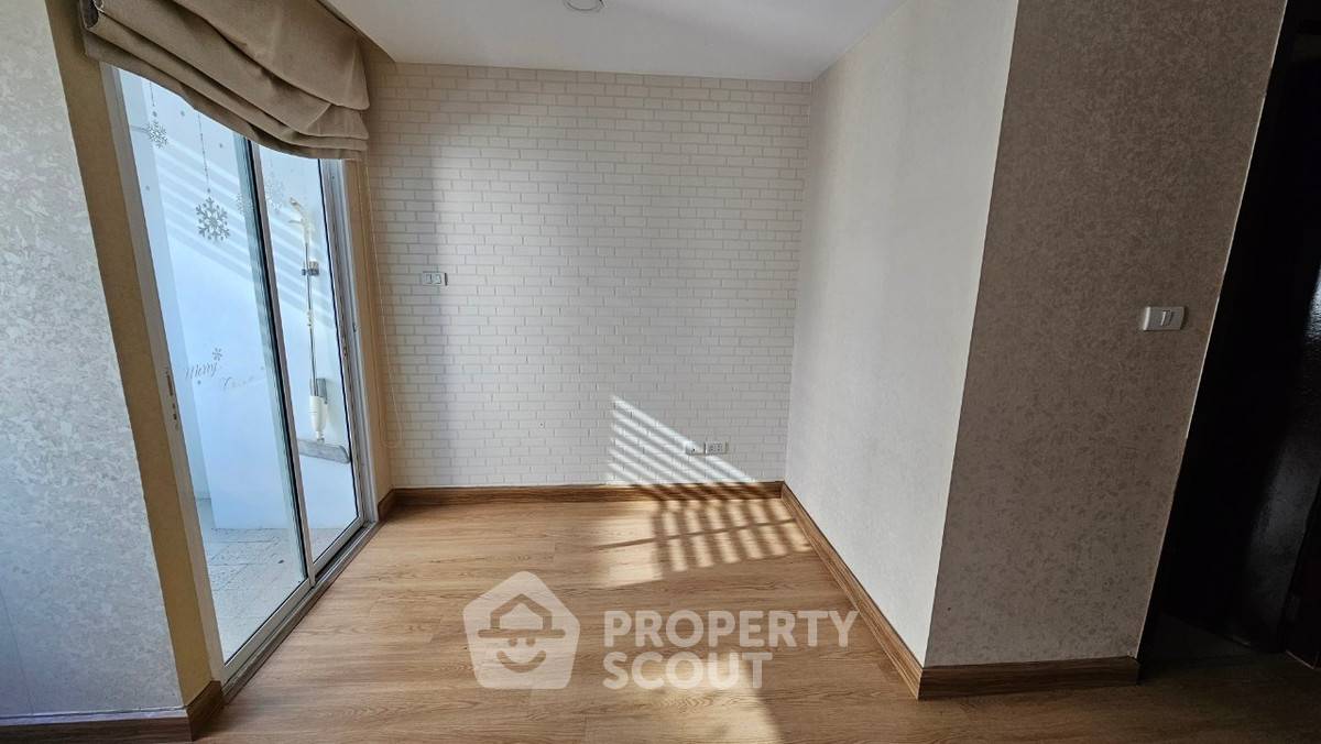 picture 2-BR Condo For Sale, J.W. Boulevard Srivara, Phlapphla (Wang Thonglang) (ID 2774372) - 8/20