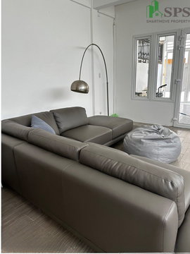 Townhome for rent Sathorn Soi 9 Chong Nonsi BTS Station ( SPSEVE1803 )