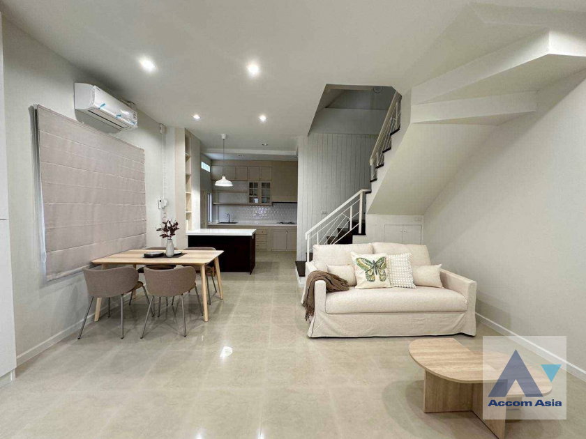 picture 🔼🔽 AccomA 📩  3 BR House @City Park Pattanakarn 38 (AA41825) - 1/11