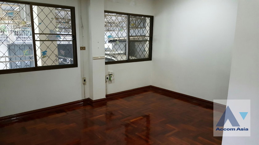 picture 🔼🔽 AccomA 📩 Home Office 0 BR House in Khlong Tan Nuea (AA40592) - 6/16