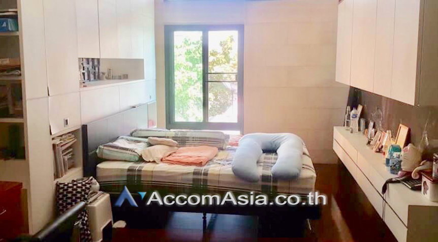 รูป 🔼🔽 AccomA 📩 Spacious home with classic wooden interior in Sathorn (AA25179) - รูปที่ 8/14