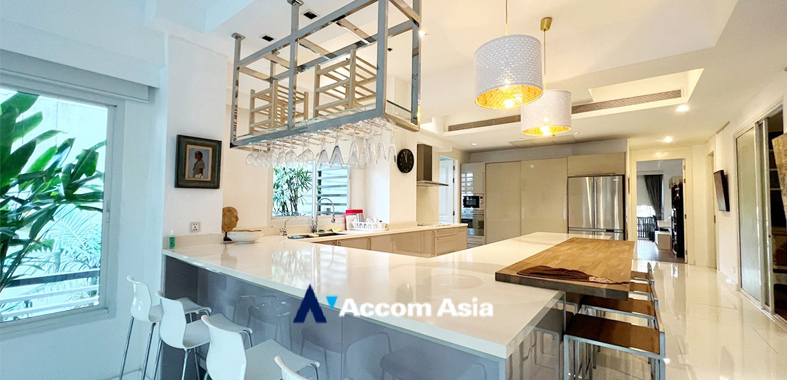 picture 🔼🔽 AccomA 📩 Penthouse 3 BR Condominium @Narathorn Place (13000612) - 12/20