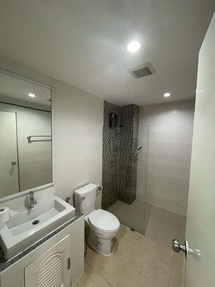 picture Room for rent (The Iris Condo) - 5/5