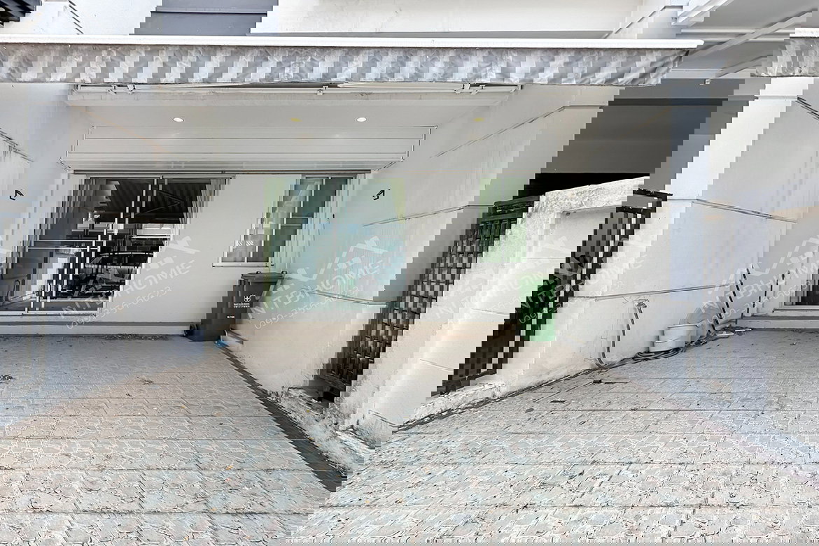 รูป ทาวน์โฮม 3 ชั้น บ้านกลางเมือง สวิสทาวน์ เกษตรนวมินทร์ ใกล้ทางด่วน รามอินทรา-อาจณรงค์ - รูปที่ 2/12