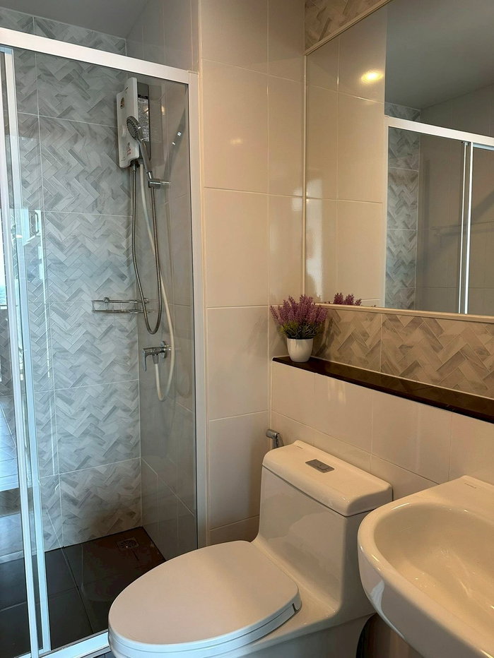 รูป 🏢 ให้เช่าคอนโด Regent Home Wutthakat 💰 ค่าเช่าห้อง 13,000📌 1 ห้องนอน 1 ห้องน้ำ 📌 ขนาด 26 ตร.ม ชั้น 34 (วิวพาโนรามา) อาคาร A 📌 เครื่องใช้ไฟฟ้าครบ - รูปที่ 4/11