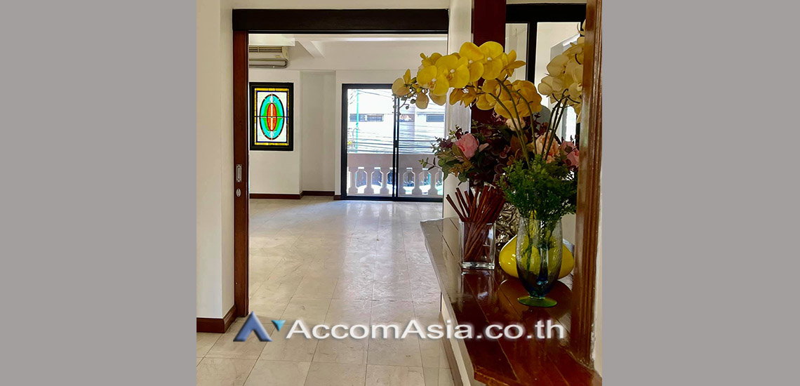 รูป 🔼🔽 AccomA 📩 Home Office 8 BR Townhouse in Khlong Toei (AA29832) - รูปที่ 5/13