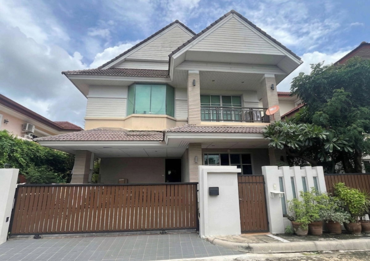 รูป ขายด่วน🏡 บ้านเดี่ยว 2 ชั้น "แกรนด์ คาแนล ประชาชื่น" เพียง 9.8 ล้าน - รูปที่ 1/15
