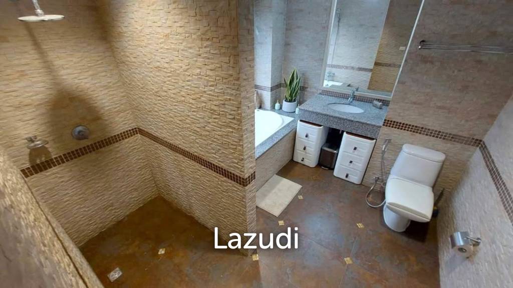 picture The Beach Palace: FOR SALE, Top Floor with Balcony - 14/28