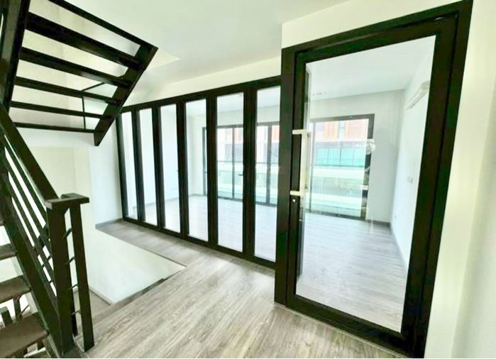 3-bed townhouse for rent, 220 sqm, 23 sq wah, AUTHEN Ladprao - Nakniwat