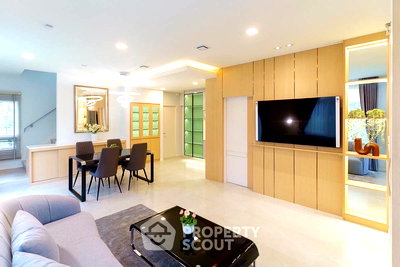 Houses for rent Bangkok : 4-BR House at Mantana Bangna-Wongwaen in Dokmai (ID 2773966)