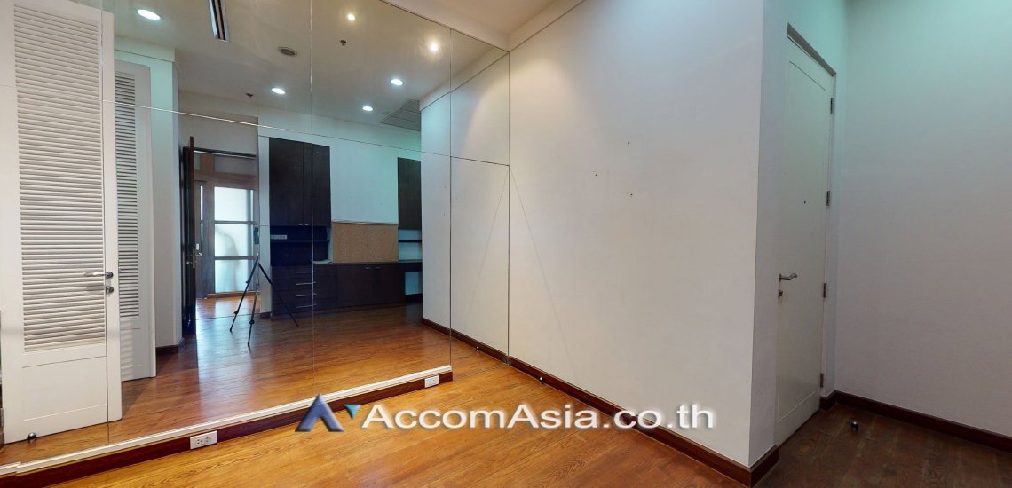 picture 🔼🔽 AccomA 📩 Duplex Condo 2 BR Condominium @ICON III (AA18963) - 3/10