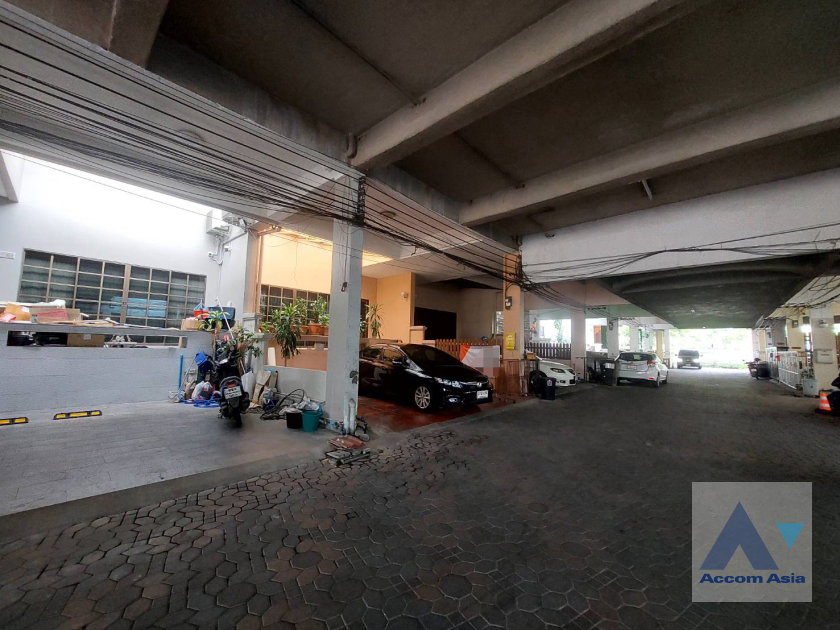 รูป 🔼🔽 AccomA 📩  3 BR Townhouse in Khlong Tan Nuea (AA36708) - รูปที่ 1/1