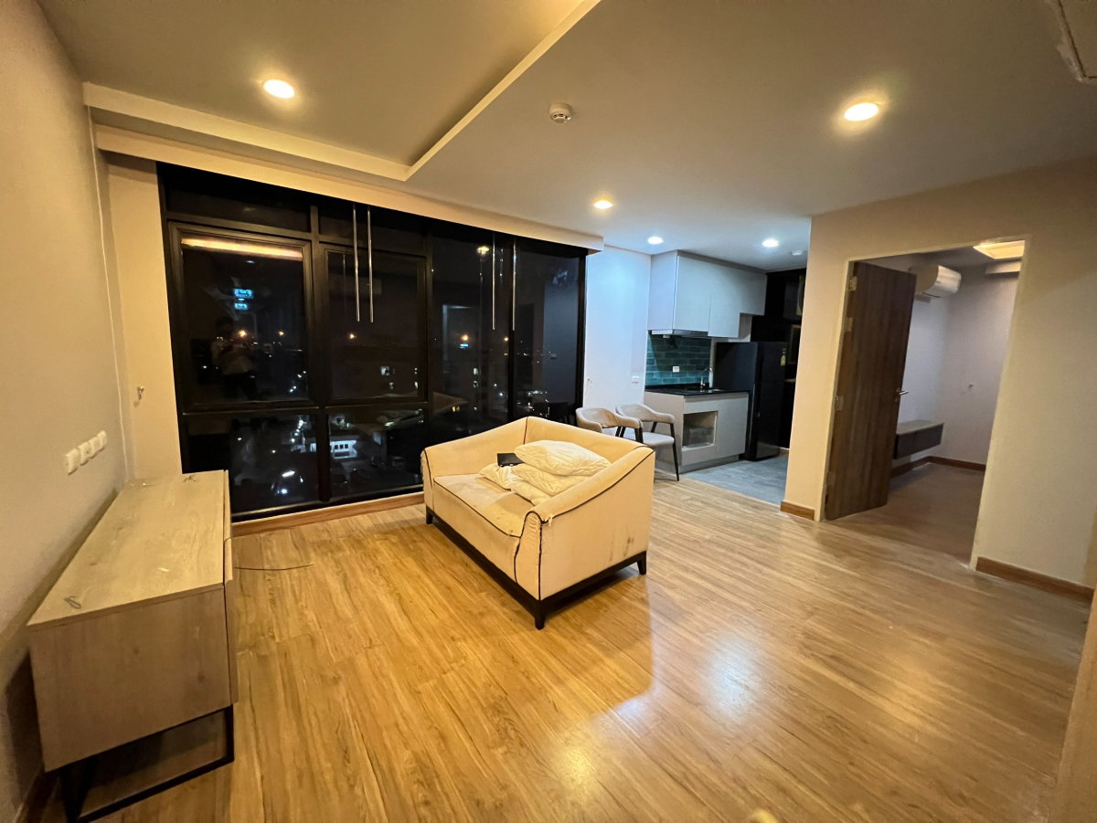 รูป ให้เช่า 1 Bed ห้องมุม The Unique Ekamai Ramintra ใกล้ CDC - รูปที่ 3/11