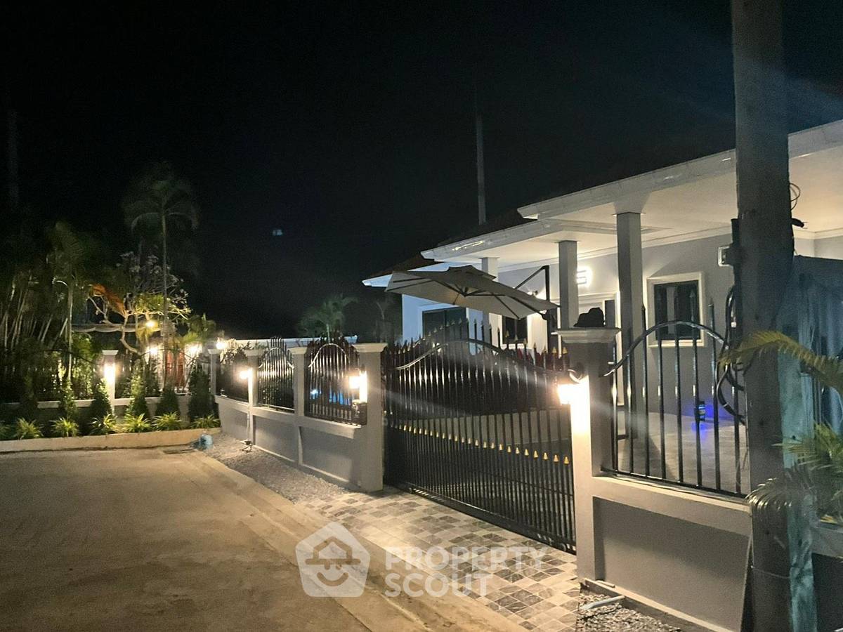 รูป วิลล่า 3-ห้องนอน ที่ หมู่บ้านออร์คิดวิลล่า ใน หนองแก (ID 2774939) - รูปที่ 12/19