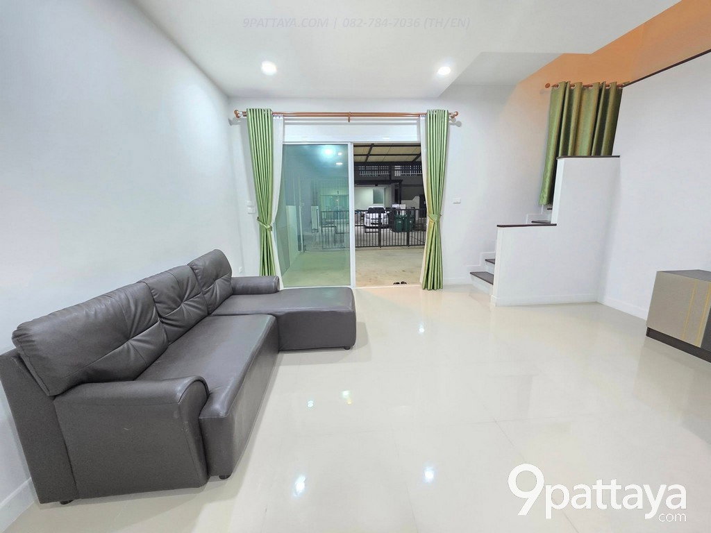 รูป ให้เช่าทาวน์โฮม 2 ชั้น | หมู่บ้านเบญญาภา – พัทยา ✨ - รูปที่ 5/13