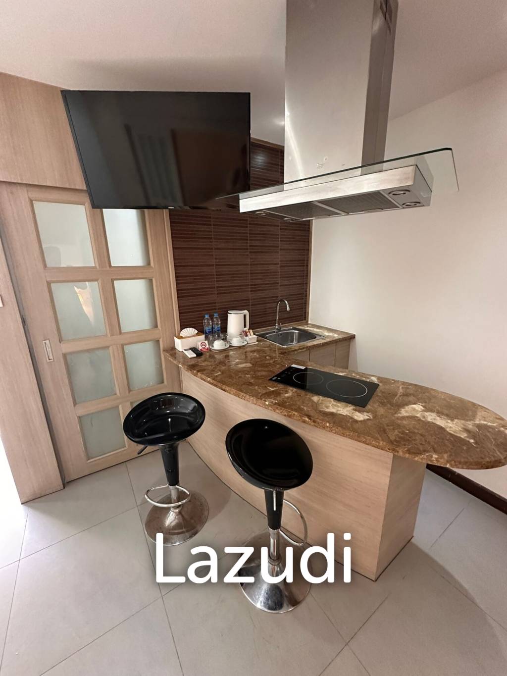 Modern 1-Bedroom Condo for Sale, Located Near Patong Beach - image 3