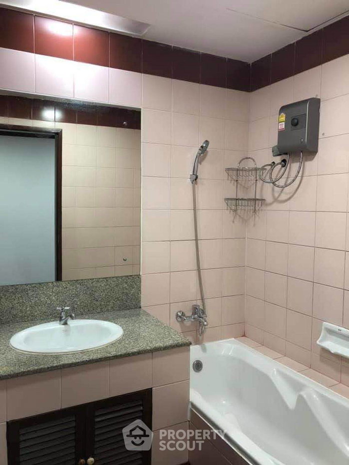 รูป คอนโด 1-ห้องนอน ที่ มาสเตอร์วิว เอ็กเซ็กคิวทีฟ เพลส คอนโดมิเนียม ใกล้ BTS กรุงธนบุรี (ID 2363301) - รูปที่ 6/8