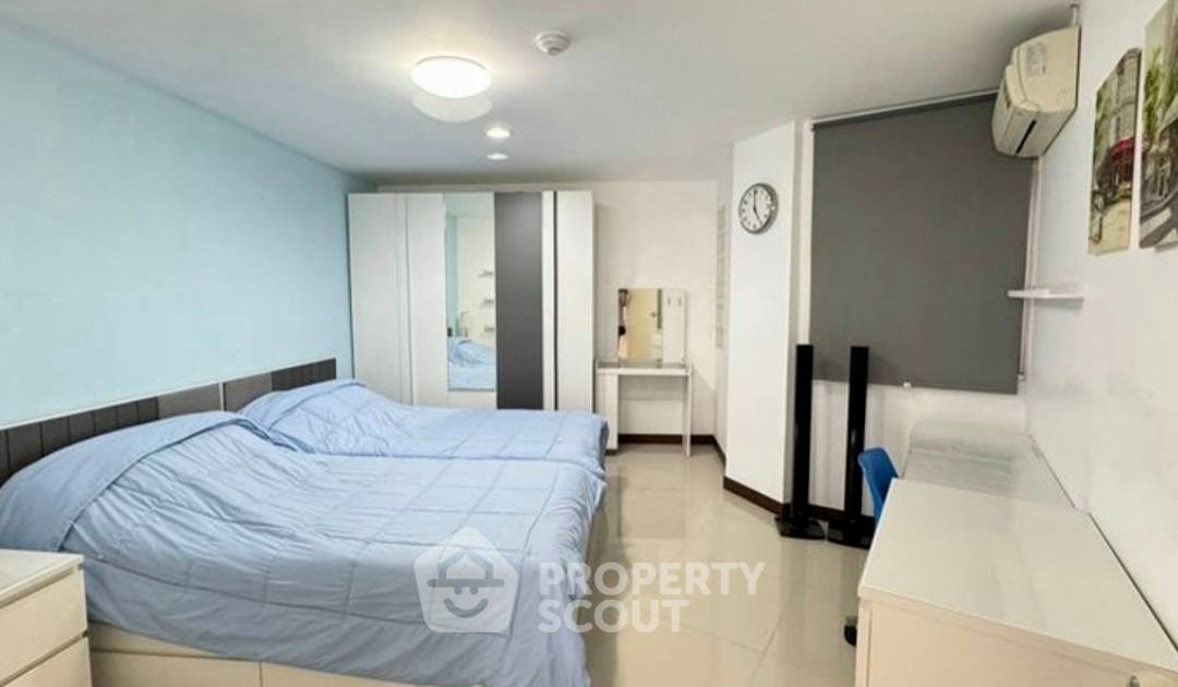 รูป คอนโด 2-ห้องนอน ที่ รามาฮาร์เบอร์วิว คอนโดมิเนียม ใน สุรศักดิ์ (ID 2398518) - รูปที่ 3/7