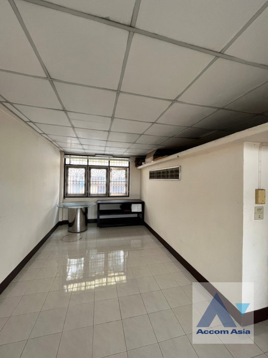 picture 🔼🔽 AccomA 📩  3 BR Townhouse in Phra Khanong Nuea (AA32594) - 12/20