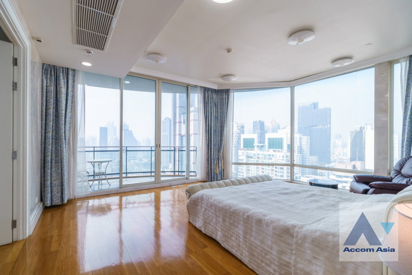 รูป 🔼🔽 AccomA 📩 Luxury Spacious Condo for Sale – Bright City View | Prime Location @Royce Private Residences - รูปที่ 16/20