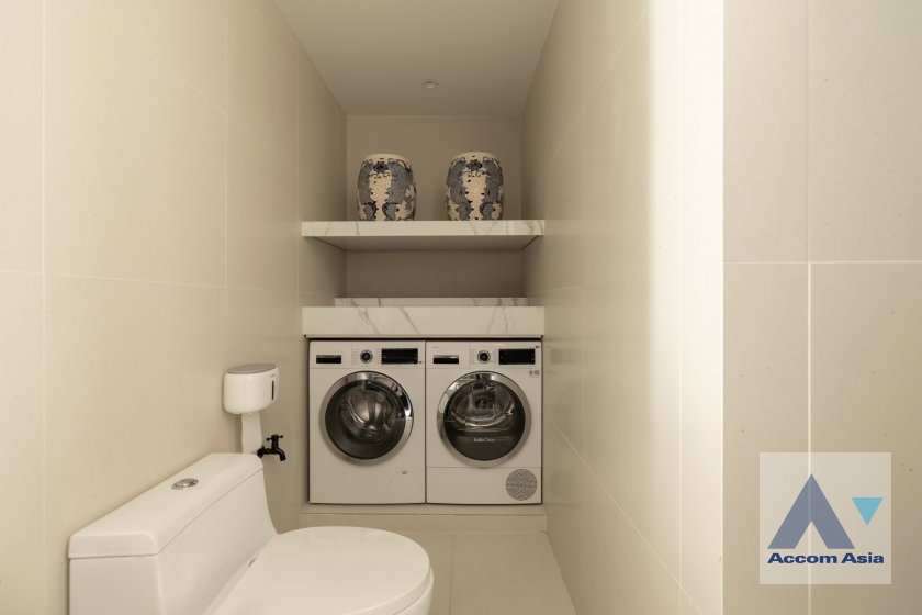 picture 🔼🔽 AccomA 📩 Newly renovated 2 BR Condominium @Newton Tower (AA45767) - 5/13