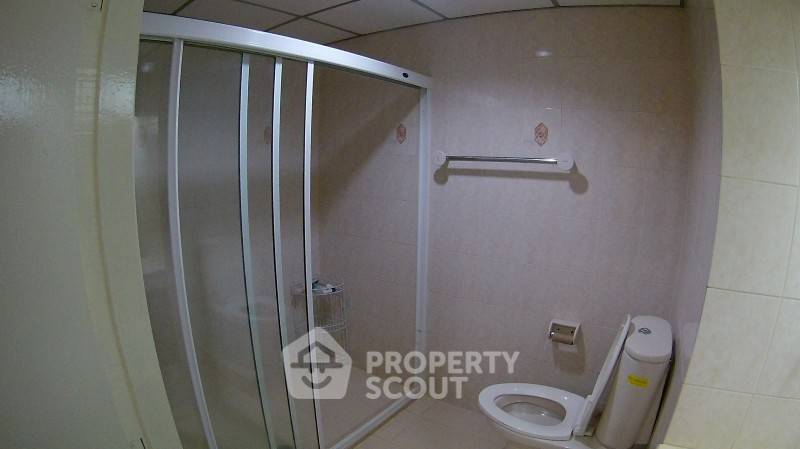 รูป คอนโด 1-ห้องนอน ที่ สราญใจ แมนชั่น คอนโดมิเนียม ใกล้ BTS นานา (ID 592454) - รูปที่ 8/17