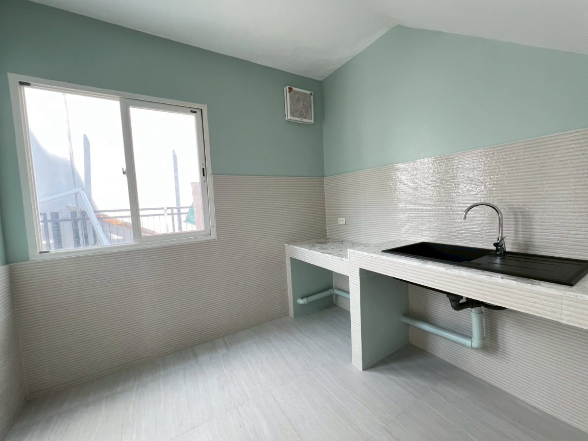 รูป [ให้เช่า] ทาวน์โฮม/โฮมออฟฟิศ 3 ชั้น หลังมุม📍บ้านกลางเมือง เออร์บาเนี่ยน พระราม 9 - ลาดพร้าว  - รูปที่ 8/19