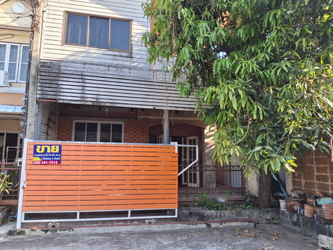 ขายทาวน์เฮ้าส์ 2 ชั้น ม.บุศรินทร์ วงแหวน-รัตนาธิเบศร์ (โครงการ LH)