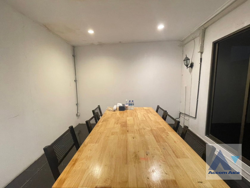 รูป 🔼🔽 AccomA 📩 Home Office 8 BR House in Wang Thonglang (AA38577) - รูปที่ 14/20