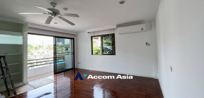 picture 🔼🔽 AccomA 📩  4 BR House @Kid Friendly House Compound (AA32597) - 8/15