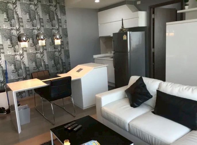 💐 ให้เช่า Pyne By Sansiri  | 28,000 บาท | 1 ห้องนอน   47 ตร.ม.📲 📲 Line : 0842932624 / Junesone52