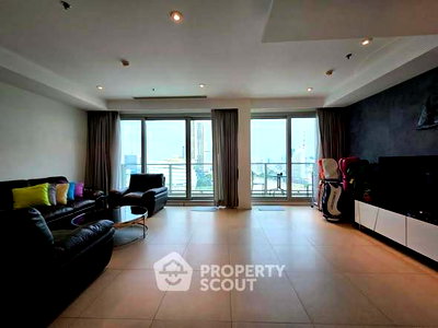 ขายคอนโด : คอนโด 2 ห้องนอน 135 ตร.ม. The River Condominium ใกล้ BTS สะพานตากสิน 400 ม. (ID 2774066)