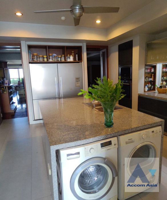 รูป 🔼🔽 AccomA 📩 Special price! Lush garden-view condo with spacious balcony and natural warmth (AA41062) - รูปที่ 5/11