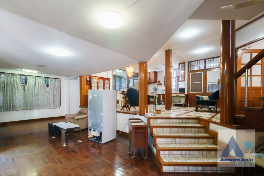 picture 🔼🔽 AccomA 📩  Spacious house with vintage charm in Thonglor area (AA42974) - 3/20