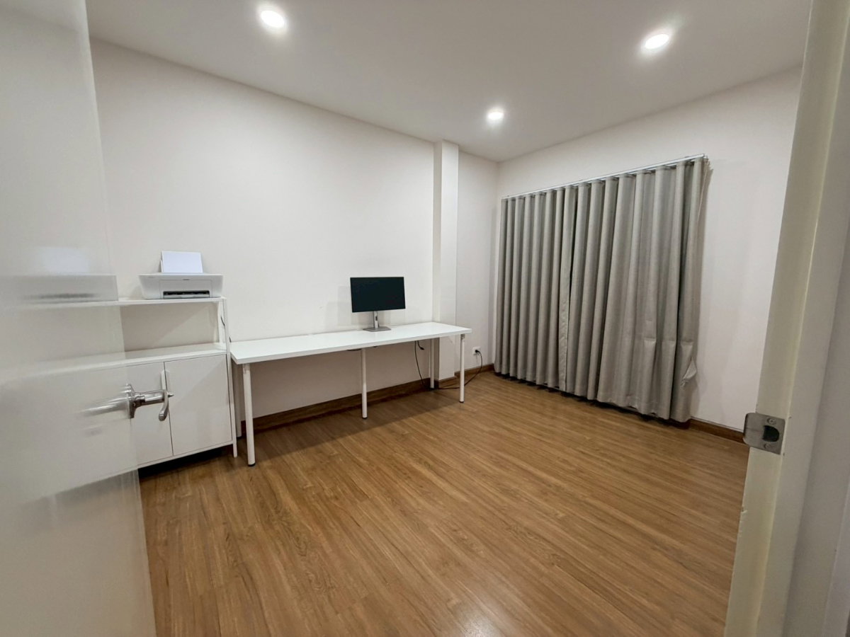 รูป ขายบ้านเดี่ยว 2 ชั้น 3 จอด มีห้องนอนชั้นล่าง โครงการ The City สุขสวัสดิ์ 64 - รูปที่ 11/32