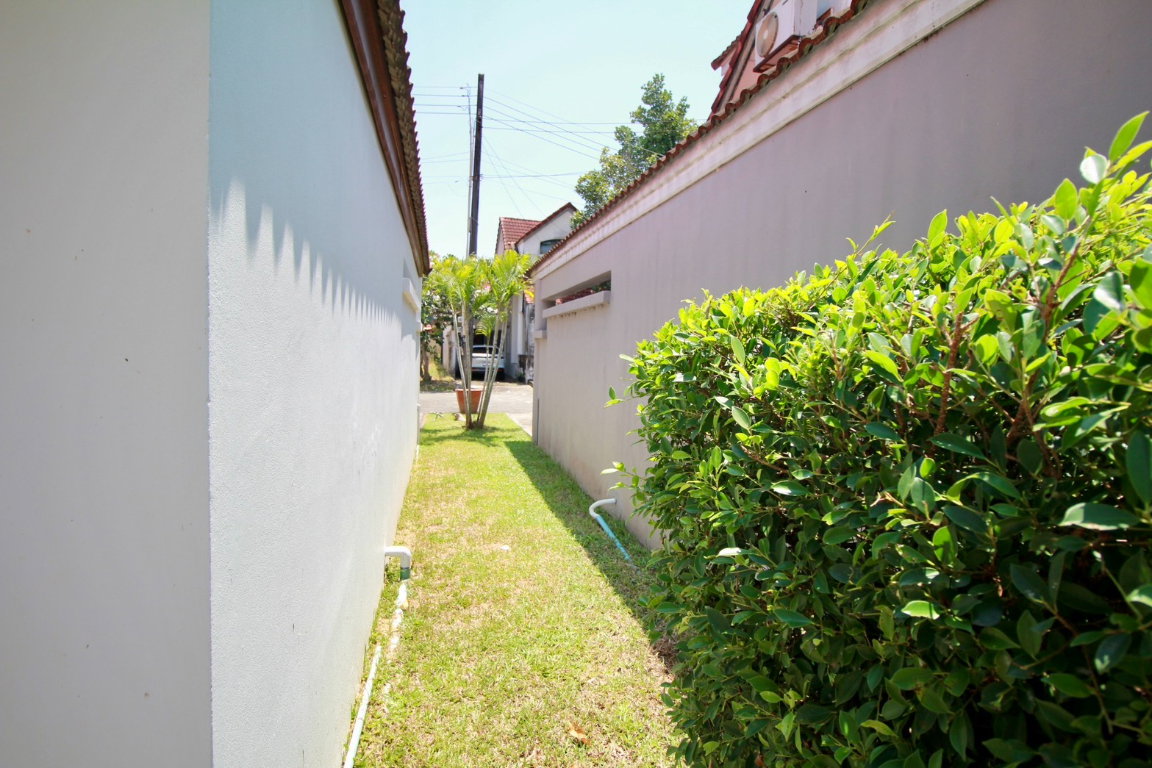 รูป ขายบ้านเดี่ยว 2 ชั้น 64 ตร.วา 4 ห้องนอน รีโนเวทใหม่ทั้งหลัง โครงการไพน์เนอรี่พาร์คบีช ติดหาดสวนสน ระยอง - รูปที่ 8/29