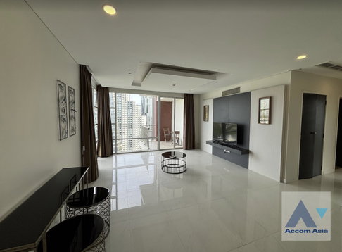 🔼🔽 AccomA 📩 Newly Renovated Bright & Modern Condo for rent on 21 floor of Fullerton Sukhumvit Main Street walk 5 mins to Thonglor Ekkamai BTS