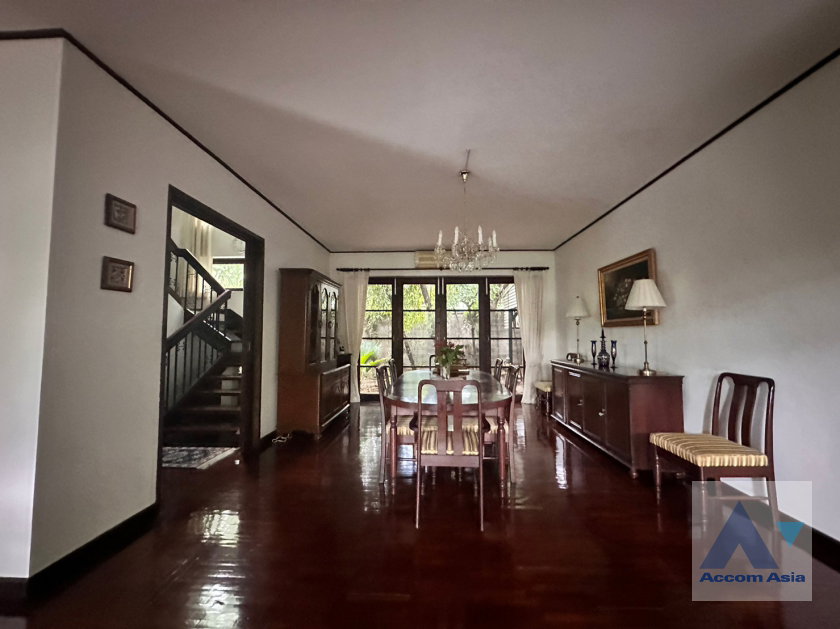 picture 🔼🔽 AccomA 📩  4 BR House in Khlong Tan Nuea (50171) - 6/17