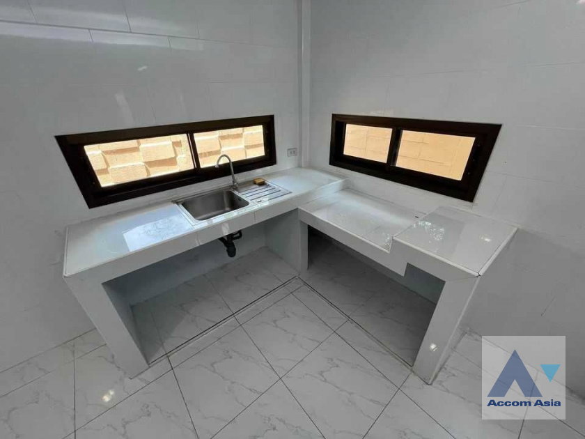 รูป 🔼🔽 AccomA 📩 Home Office 2 BR House in Khwaeng Sam Sen Nai (AA42422) - รูปที่ 8/16