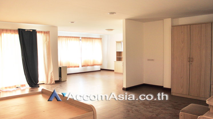picture 🔼🔽 AccomA 📩 4 BR House @ (1714728) - 5/10