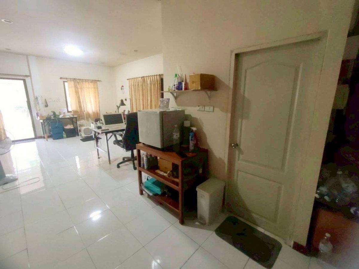 รูป ขายบ้านเดี่ยวพร้อมสวนสวย 362 ตร.วา ทำเลดี ย่านชุมชน ถนนเส้นรอง ใกล้ปั้ม ปตท หนองตะพาน บ้านค่าย ระยอง - รูปที่ 8/12