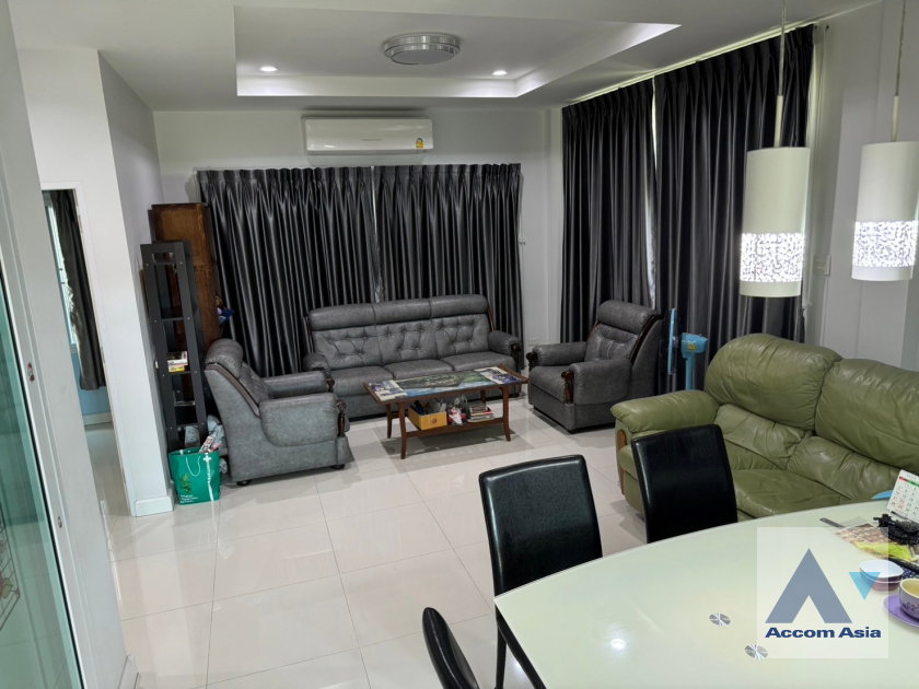 picture 🔼🔽 AccomA 📩 Home Office 5 BR House in Phra Khanong Nuea (AA41850) - 3/18