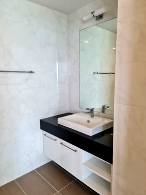 Condos for rent : URGENT ROOM FOR RENT / Supalai Riva Grande Rama 3/ 2 BD 2 BR /127.5 sqm/ Riverview Suite/ Tower B