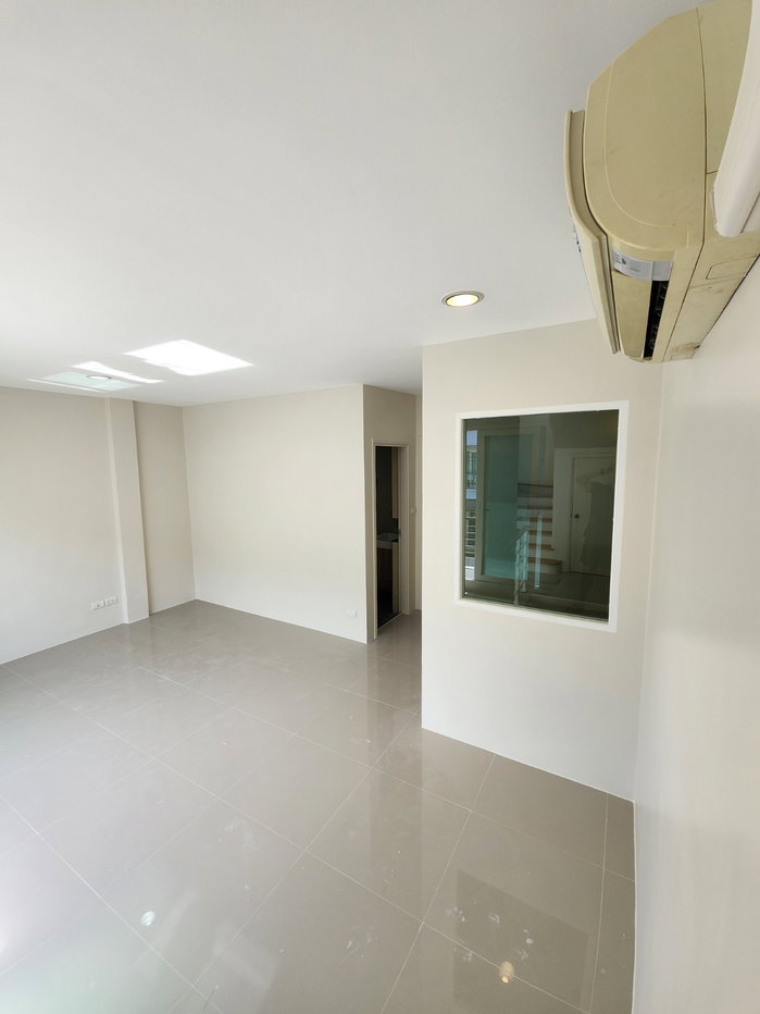 รูป [ให้เช่า] ทาวน์โฮม 3 ชั้น📍บ้านกลางเมือง S‑Sense พระราม9‑ลาดพร้าว | ใกล้ รร.นานาชาติสิงคโปร์ (SISB) Central Eastville 🚇BTS ลาดพร้าว 71 - รูปที่ 10/19