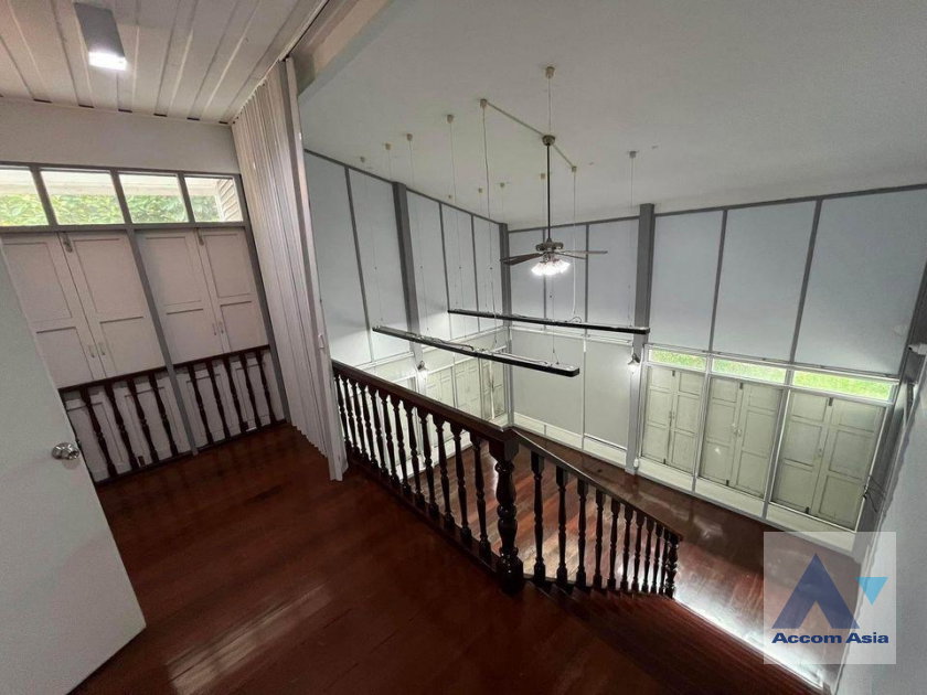 รูป 🔼🔽 AccomA 📩 Home Office 2 BR House in Khwaeng Sam Sen Nai (AA42422) - รูปที่ 12/16