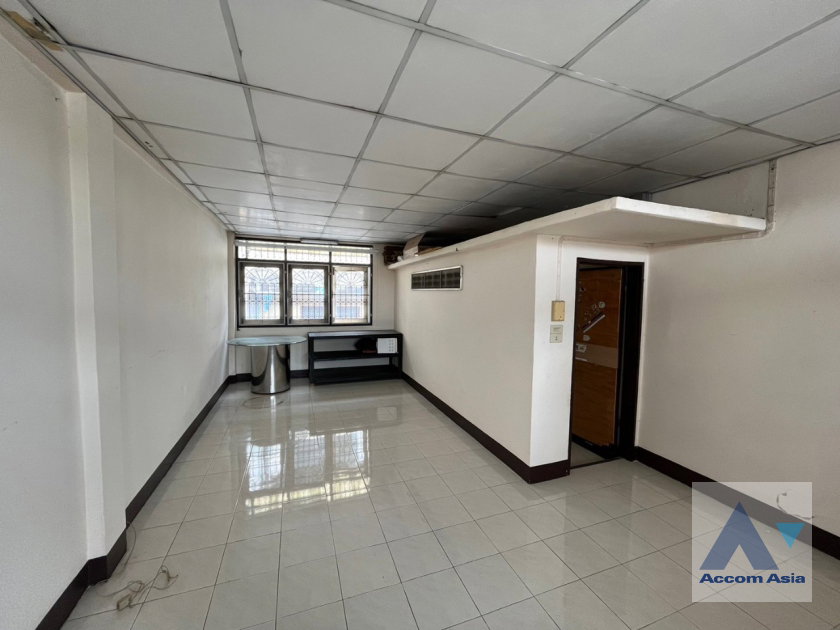 picture 🔼🔽 AccomA 📩  3 BR Townhouse in Phra Khanong Nuea (AA32594) - 10/20