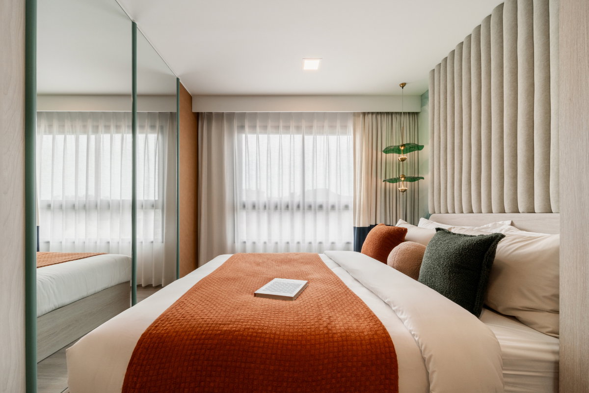 Condo in the heart of Phuket city, ready to move in and ready for investment.