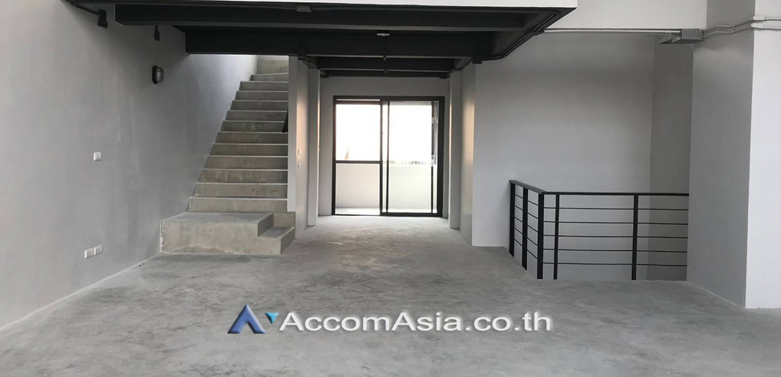 รูป 🔼🔽 AccomA 📩  4 BR Townhouse @The Pride Sukhumvit 77 (AA31043) - รูปที่ 6/18