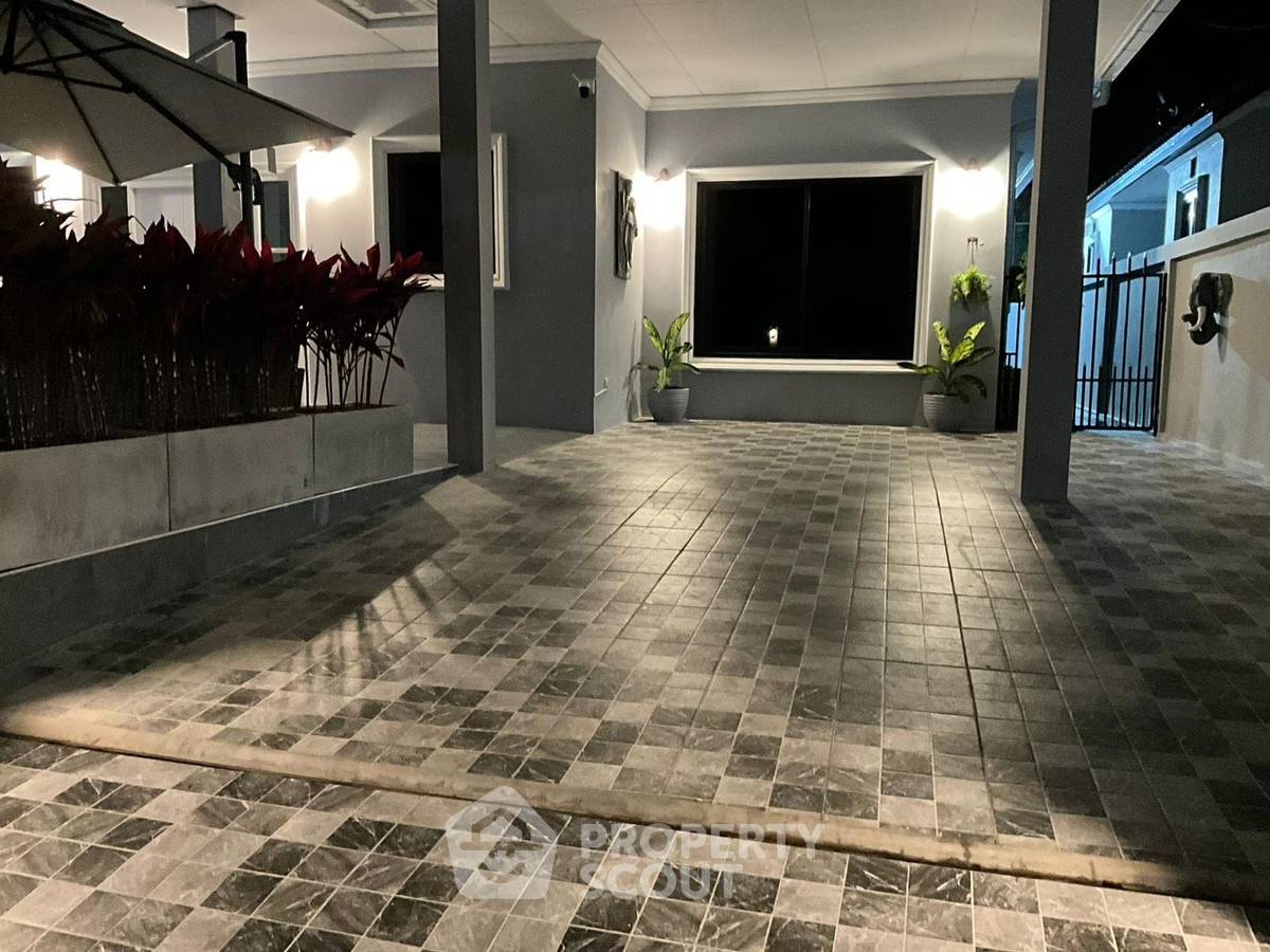 รูป วิลล่า 3-ห้องนอน ที่ หมู่บ้านออร์คิดวิลล่า ใน หนองแก (ID 2774939) - รูปที่ 2/19