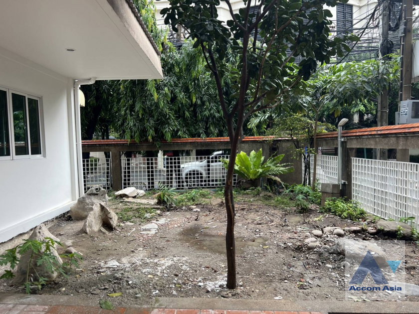 รูป 🔼🔽 AccomA 📩 Home Office 0 BR Townhouse in Thung Maha Mek (AA44985) - รูปที่ 10/10